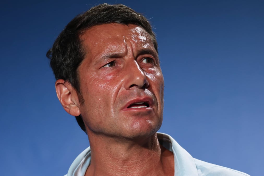 Le président de l'AMF et maire de Cannes rappelle que « les communes apportent un certain nombre de solutions à condition qu'on les laisse travailler ».