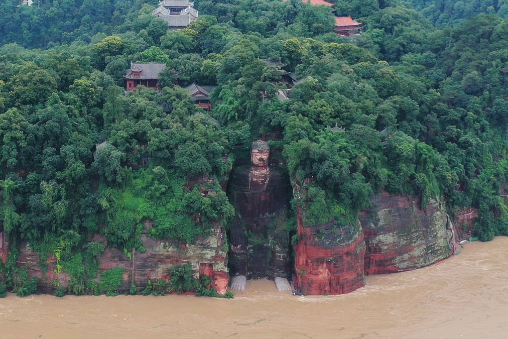 Chine: un site du patrimoine mondial menace par des inondations, 100.000 personnes evacuees