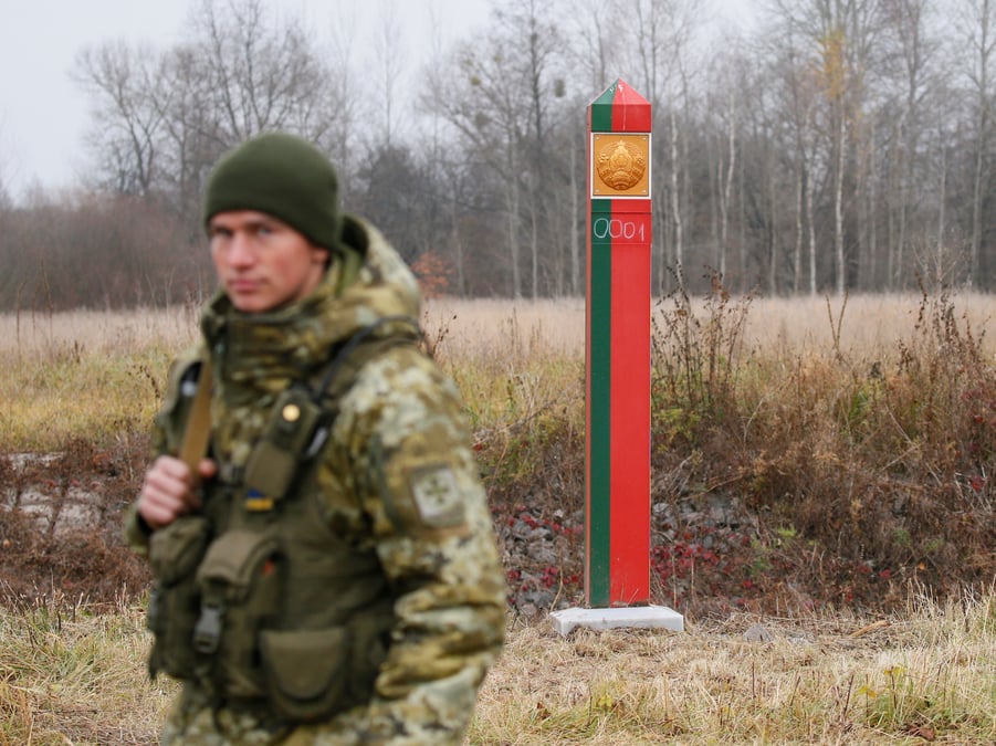 L'ukraine arrete 15 personnes originaires du moyen-orient a la frontiere bielorusse