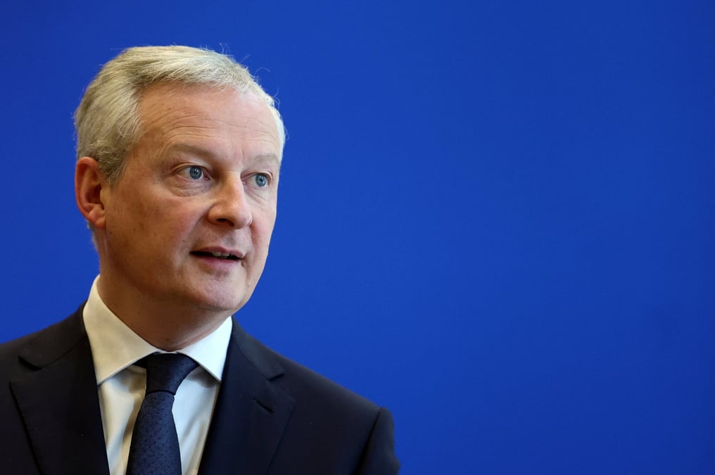 La france peut encore baisser les impots sur les entreprises de 10-15 milliards d'euros, declare le maire