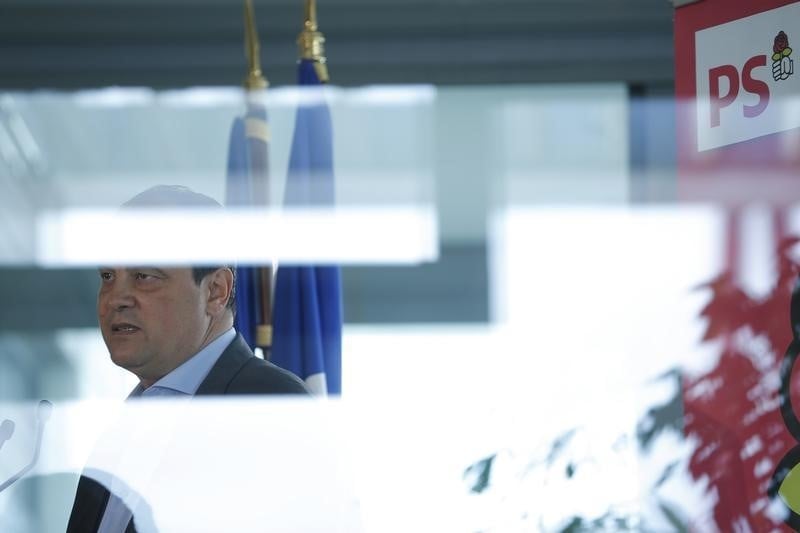 Cambadelis n'ecarte pas un "front republicain" aux regionales