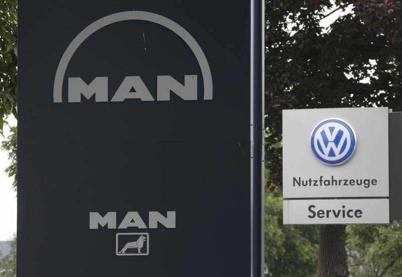 Volkswagen pourrait introduire en bourse sa division poids lourds