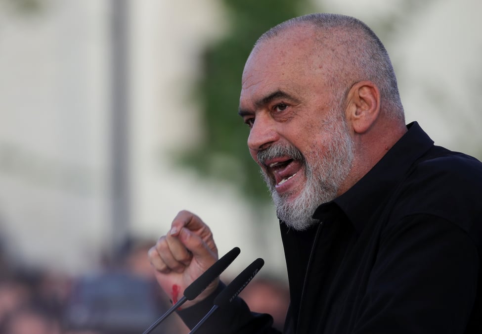 Albanie: le socialiste edi rama revendique une troisieme victoire aux legislatives