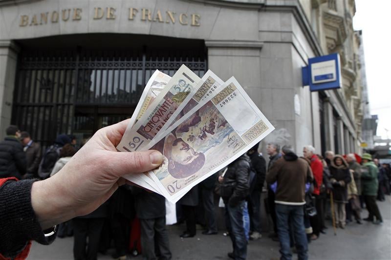LA FIN DU FRANC ENRICHIT L'ÉTAT FRANÇAIS DE 550 MILLIONS D'EUROS