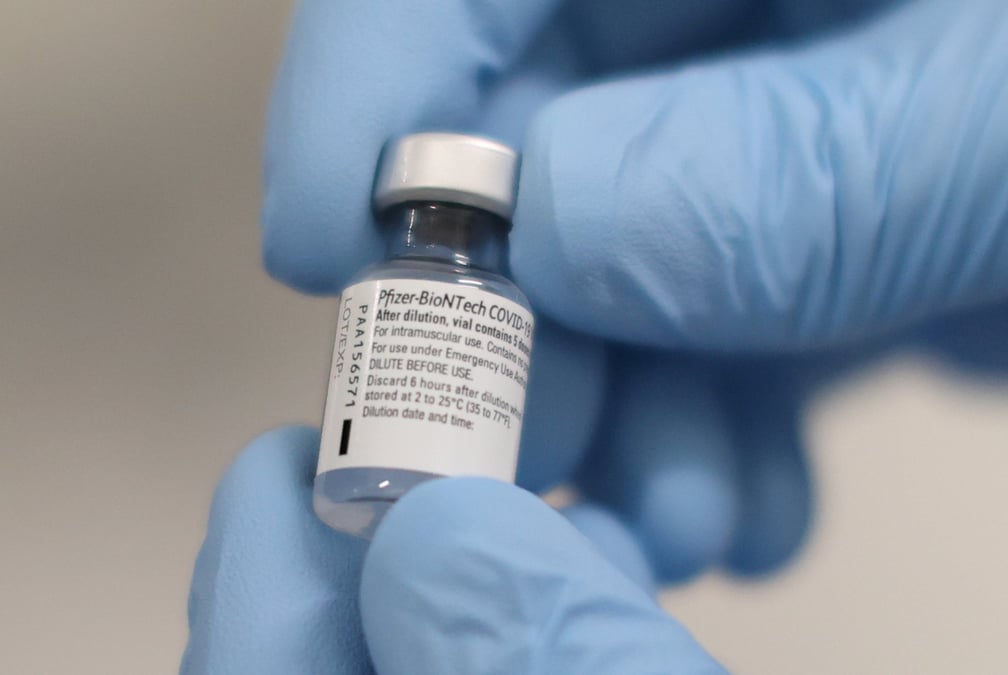 Coronavirus: le canada autorise le vaccin de pfizer et biontech