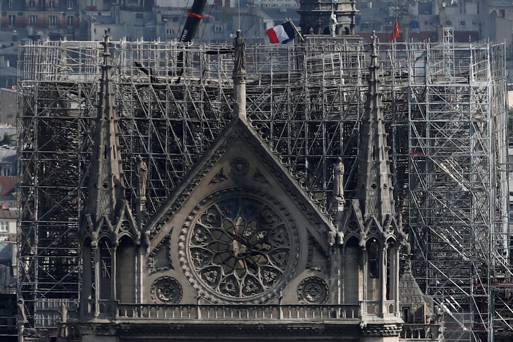 Former des tailleurs de pierre pour rebatir notre-dame de paris
