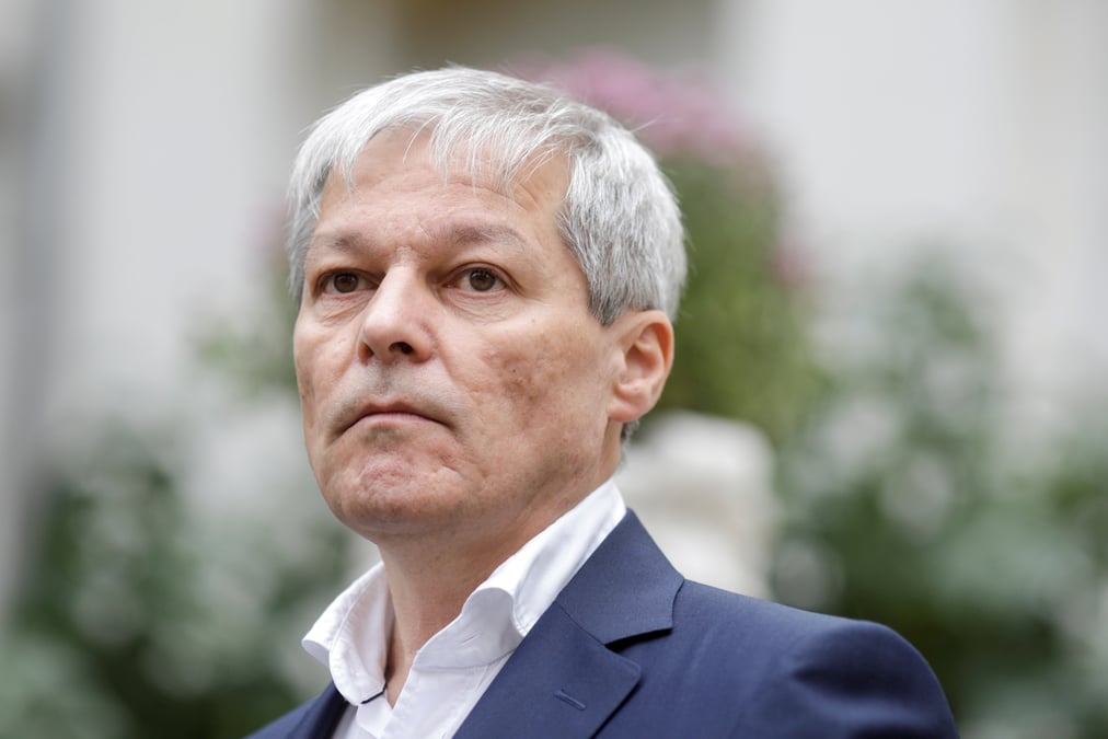 Roumanie: le premier ministre designe dacian ciolos n'obtient pas la confiance du parlement