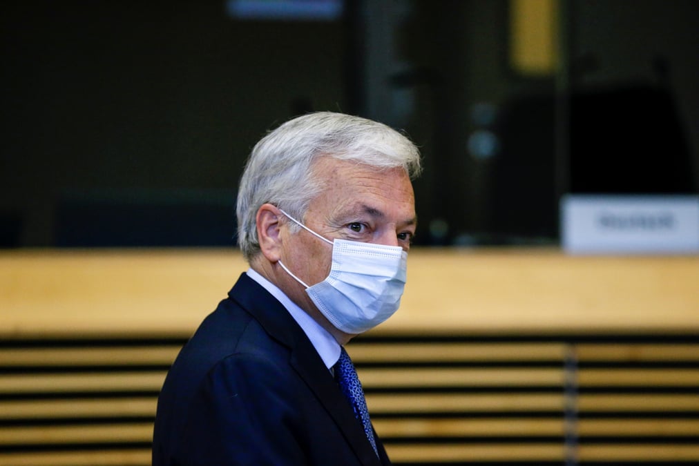 Le commissaire europeen charge de la justice, didier reynders, arrive a une reunion du college des commissaires a bruxelles