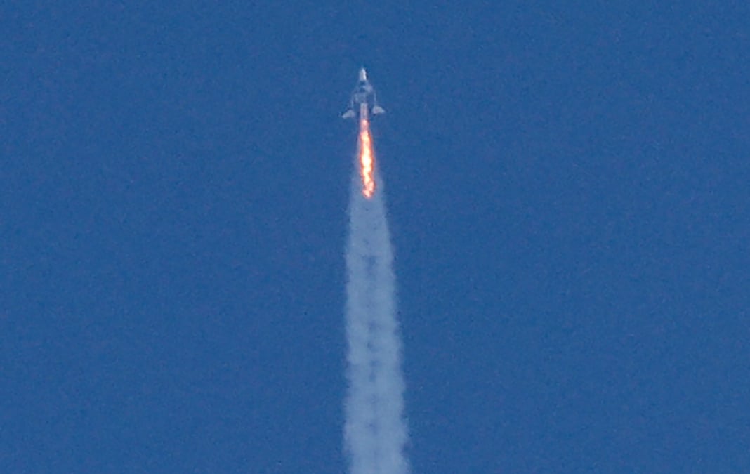 Le Vaisseau VSS Unity de Virgin Galactic lors de son vol avec à son bord le fondateur de l'entreprise, Richard Branson, le 11 juillet 2021.