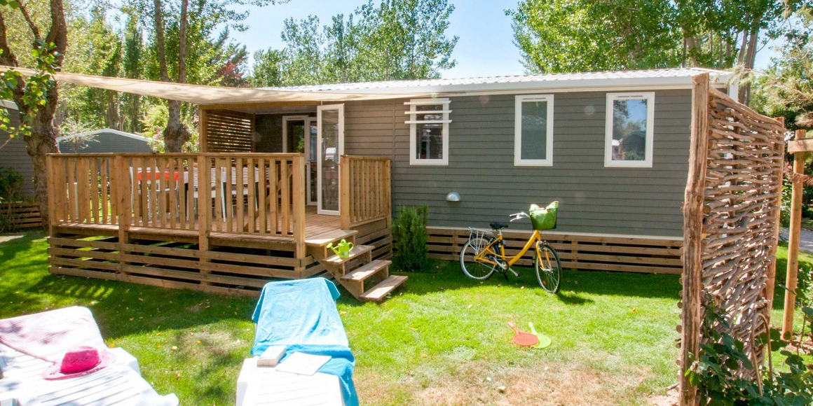 Le camping Sérignan-Plage, dans l'Hérault, qui pratique 17 périodes tarifaires, booste son usage du yield management en utilisant une solution dopée à l'IA.