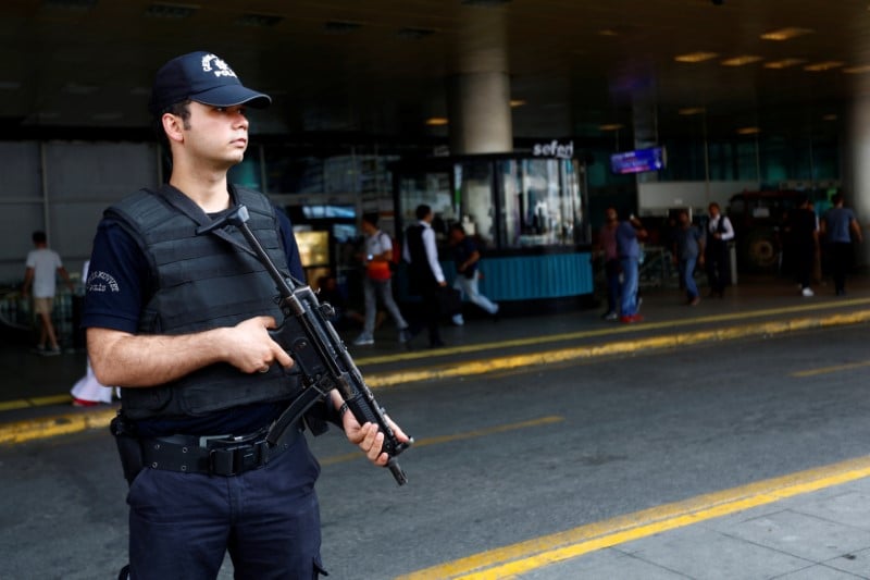 L'attentat d'istanbul commis par un russe, un ouzbek et un kirghize