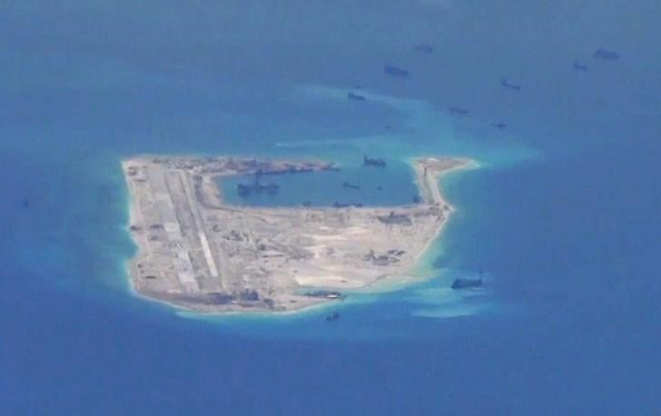 Pekin aurait construit des hangars pour avions en mer de chine