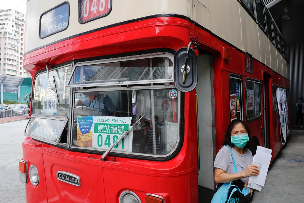 Hong kong: l'opposition lance ses primaires a l'ombre de la nouvelle loi de securite