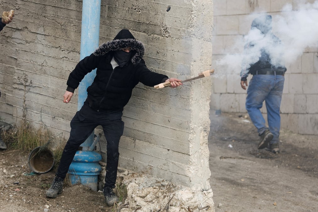 Affrontements israelo-palestiniens pres d'hebron