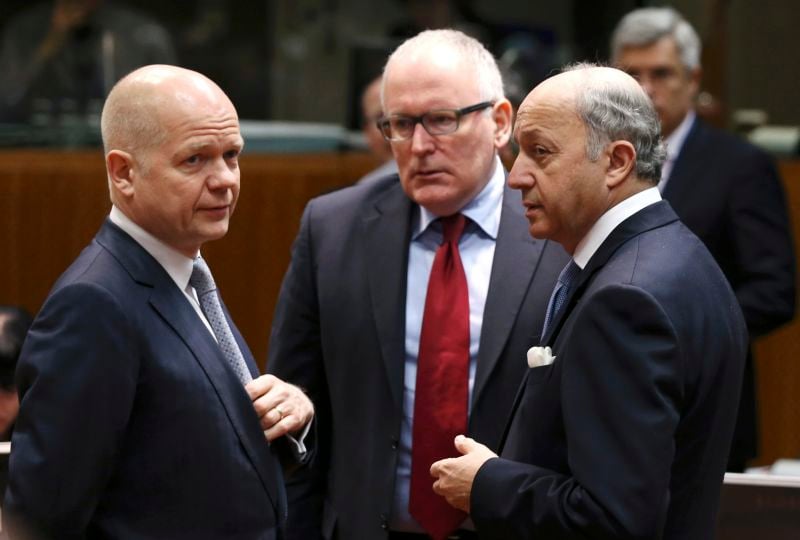 Sanctions de l'UE contre 21 personnalités ukrainiennes et russes
