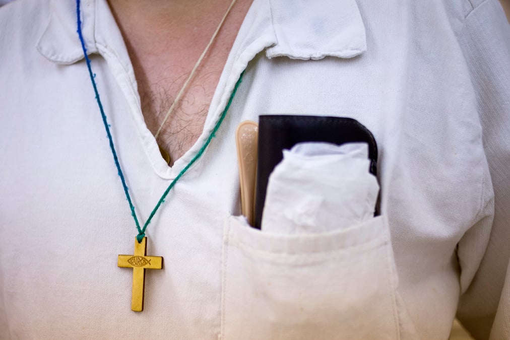 Le quebec interdit les signes religieux a certains fonctionnaires