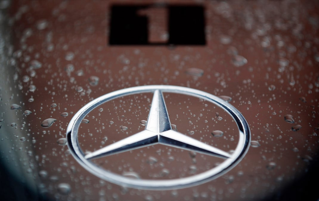 Essais a londres d'un appareil de ventilation developpe par les ingenieurs f1 de mercedes