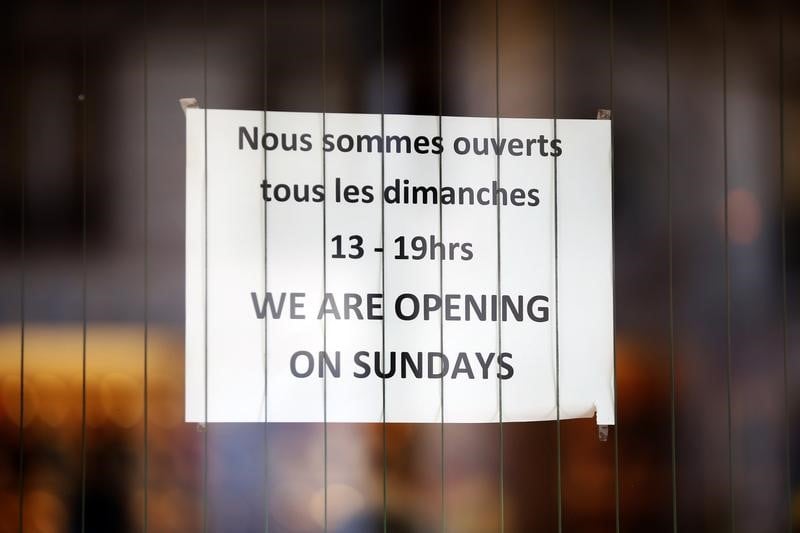 120 enseignes autorisees a ouvrir le dimanche fin juillet