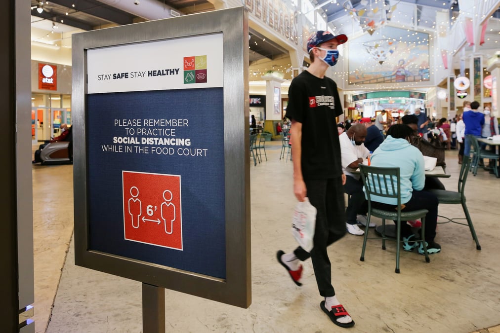 Etats-unis: les cdc recommandent le masque dans les zones ou le covid est tres present