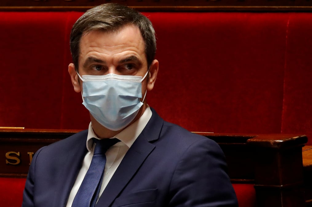 Coronavirus: plusieurs milliers de personnes vaccinees aujourd'hui, selon le ministre francais de la sante