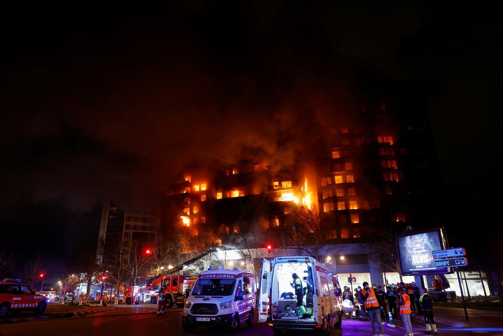 Incendie dans un immeuble a valence, espagne