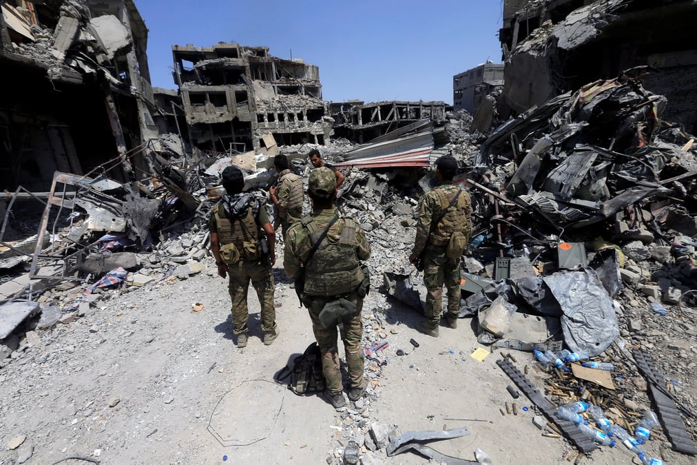 L'armee irakienne atteint le tigre a mossoul-ouest