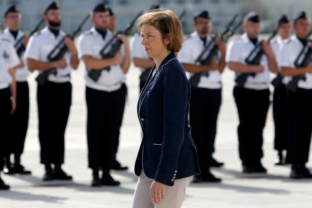Florence parly veut rassurer sur le budget des armees