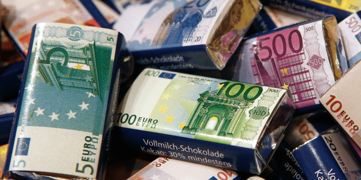 euros, chocolats, billets, bonbons enrobés, monnaie, banque, optimisation fiscale, évasion, fraude, cupidité, goinfrerie,