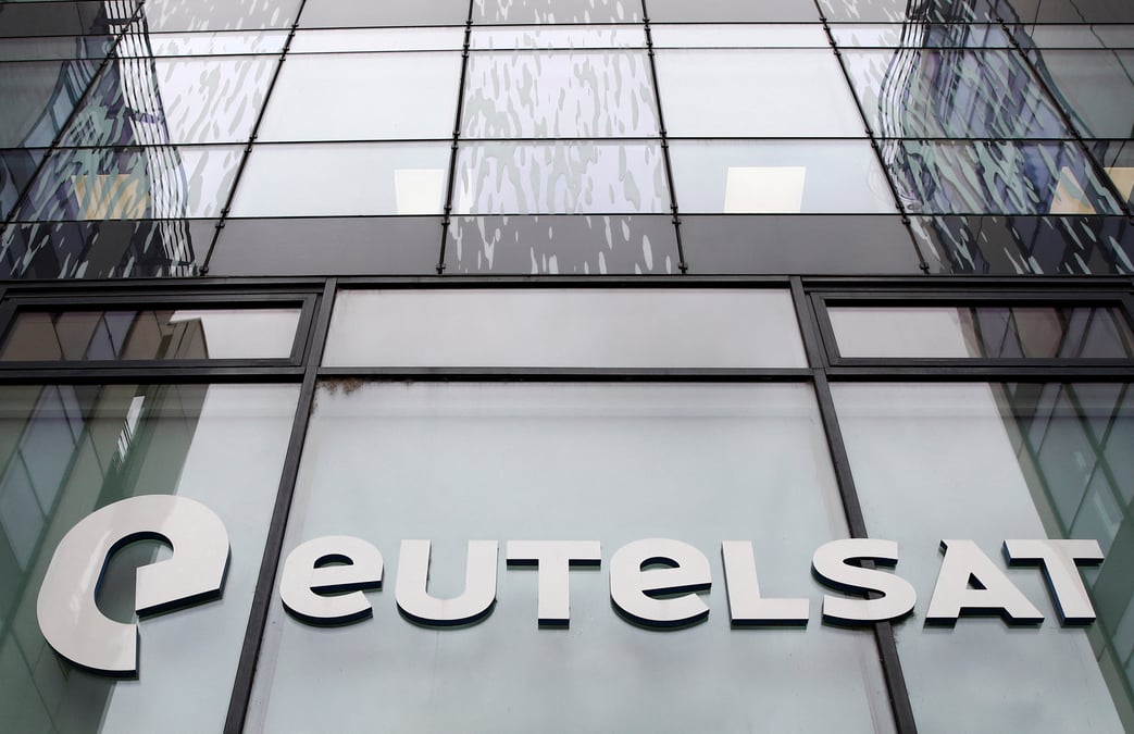 Eutelsat nomme eva berneke comme dg pour remplacer rodolphe belmer