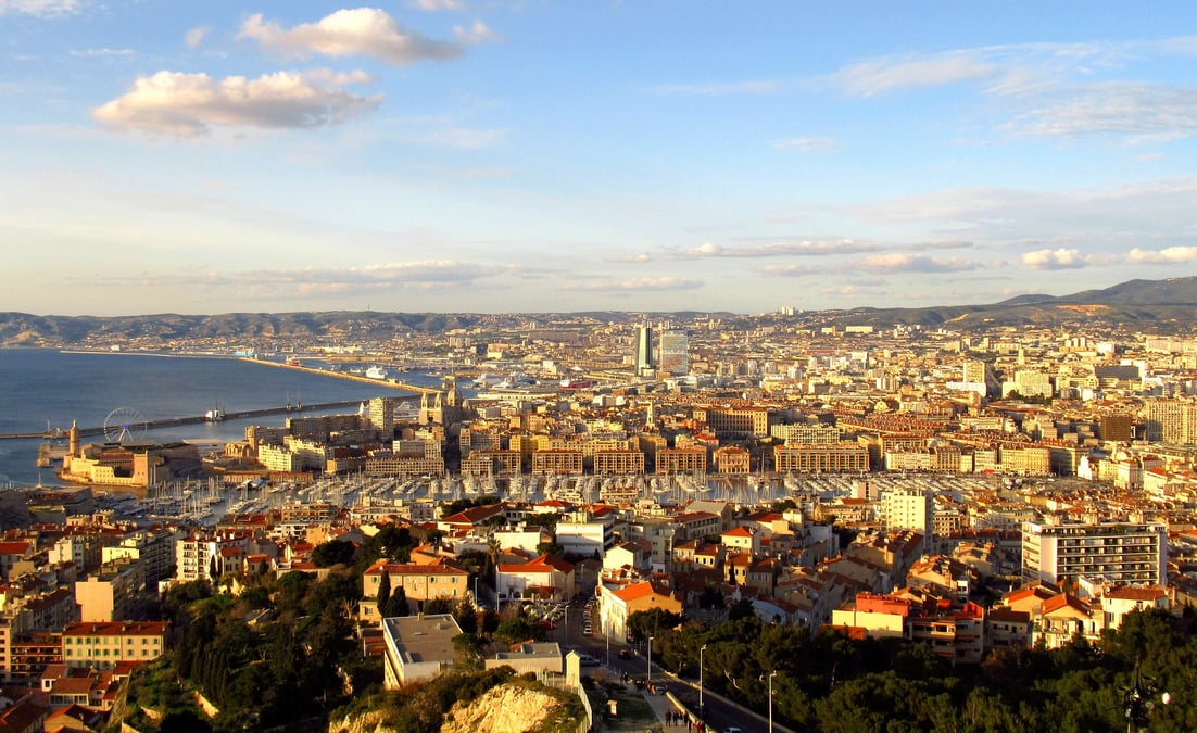 Comment « Marseille en grand » acte le caractère incontournable des tiers-lieux dans le renouveau de la ville