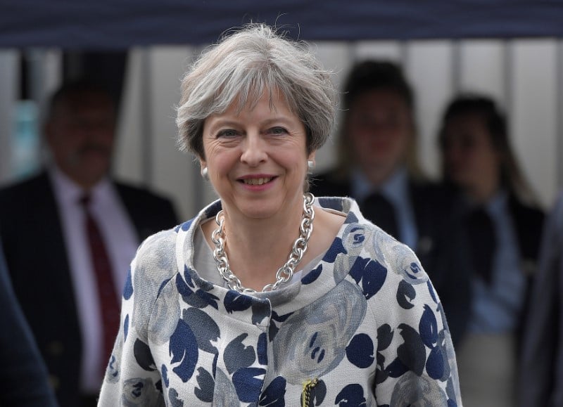 May "absolutiste" sur le brexit, estime un proche de david davis