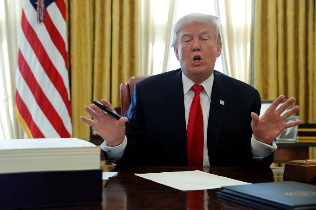 La justice restreint le decret anti-immigration de trump