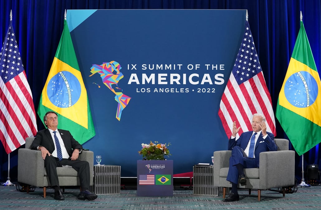 Bolsonaro evoque avec biden un renforcement des liens bresil-etats-unis