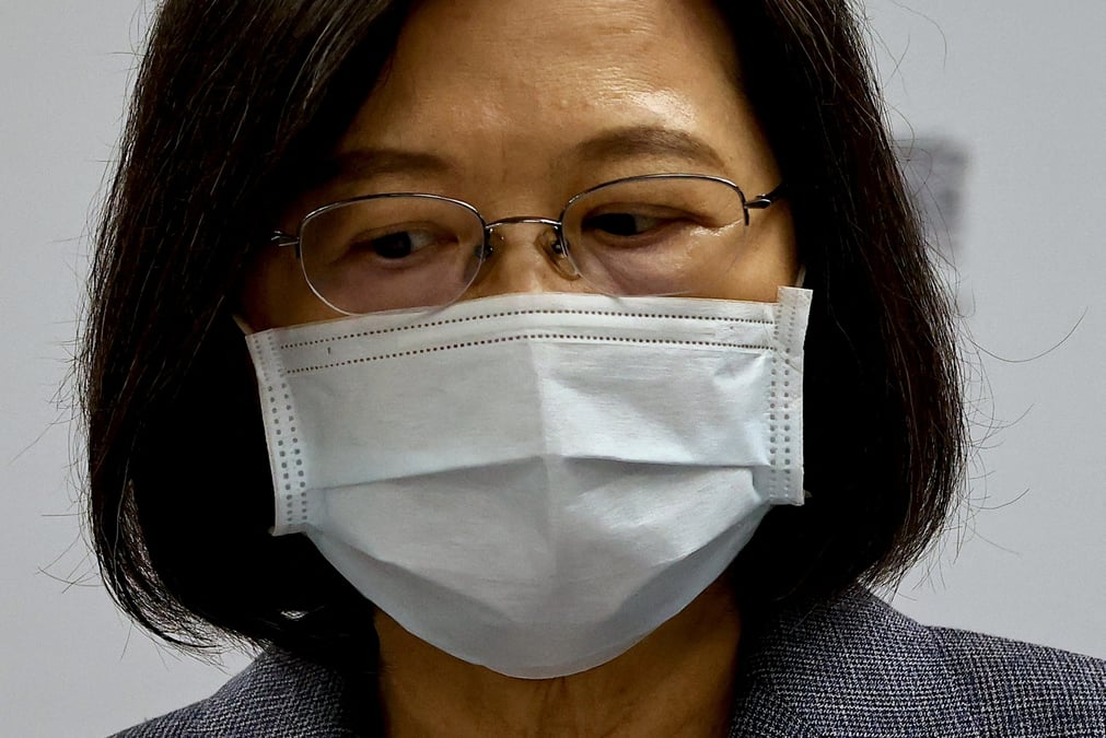La presidente taiwanaise tsai ing-wen annonce qu'elle demissionne de la presidence du parti democrate progressiste pour assumer la responsabilite de la performance du parti lors des elections locales a taipei, taiwan