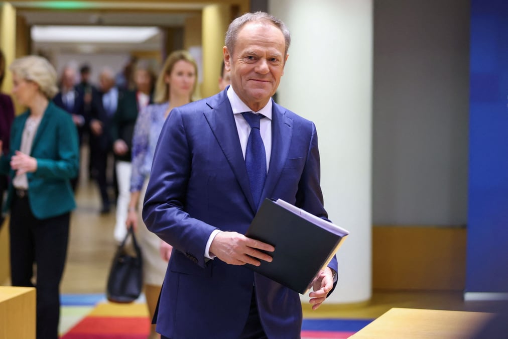 Le premier ministre polonais donald tusk lors d'un sommet des dirigeants de l'union europeenne a bruxelles