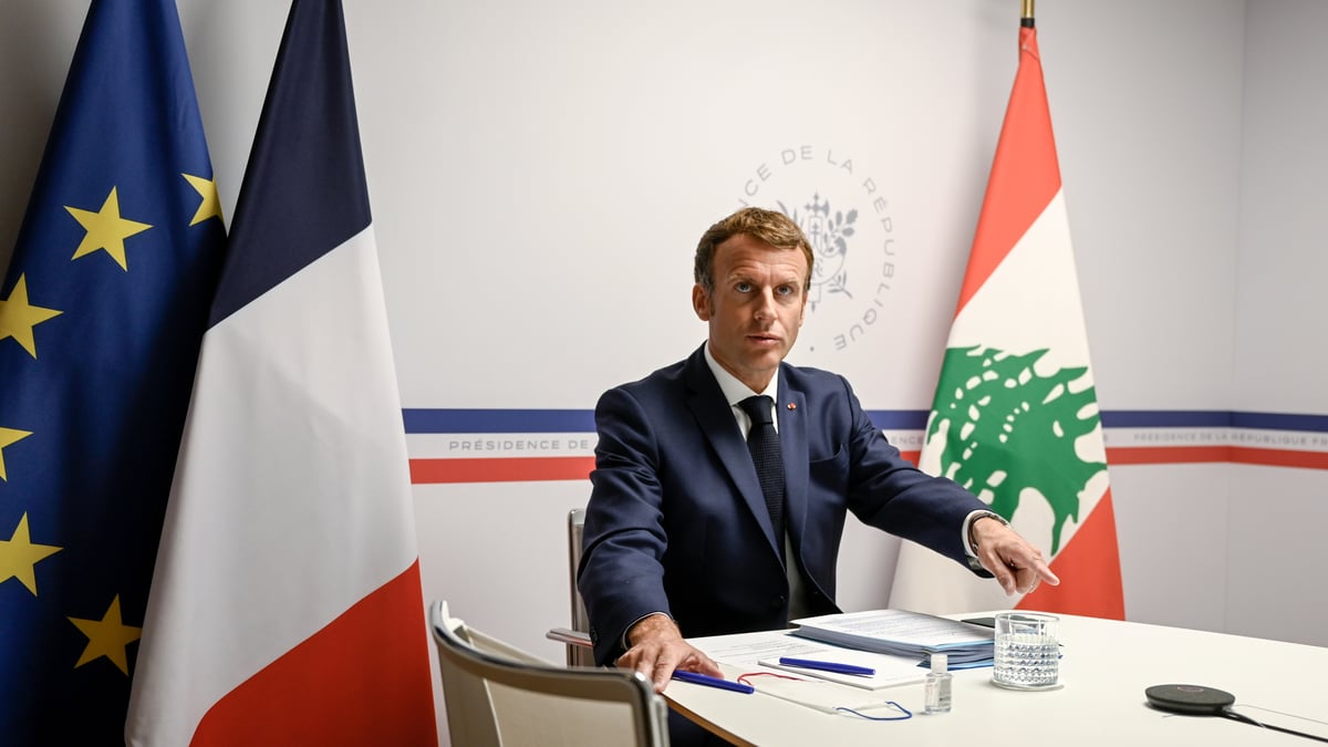 Macron denonce les faillites du systeme politique libanais, un an apres l'explosion de beyrouth