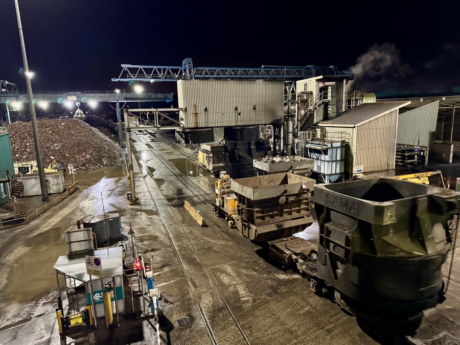L'aciérie Riva de Montereau-Fault-Yonne concentre son activité de production la nuit.