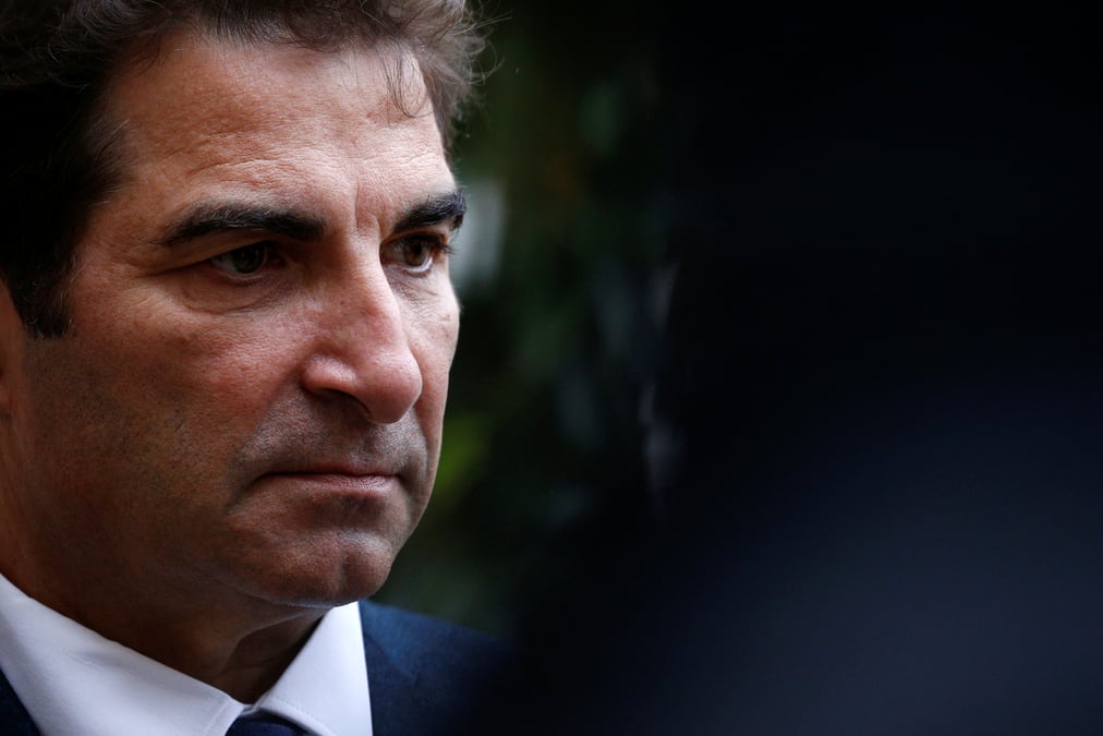 Jacob elu a la tete de republicains en plein doute
