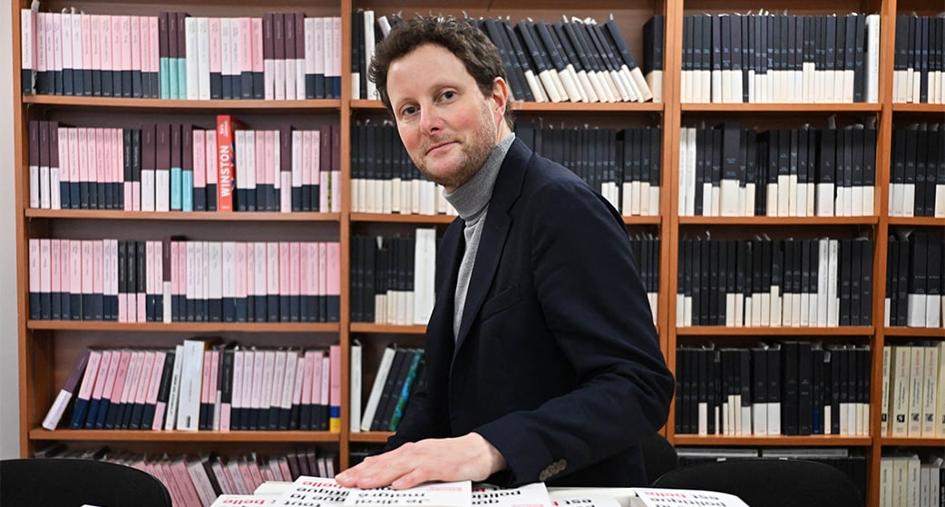 Clément Beaune s'est allié à soixante autres figures politiques et culturelles européennes pour venir souligner l'importance d'Erasmus+, à la veille des votes des budgets institutionnels européens.