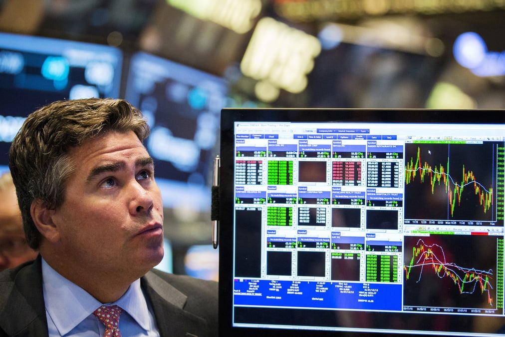 Un trader de la bourse de new york, aux etats-unis