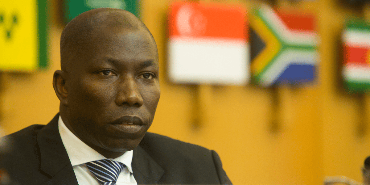 Président du Parti africain pour l’indépendance de la Guinée-Bissau et du
Cap-Vert (PAIGC), Domingos Simoes Pereira est arrivé deuxième au second tour de la présidentielle, selon les résultats provisoires de la Commission nationale des élections.