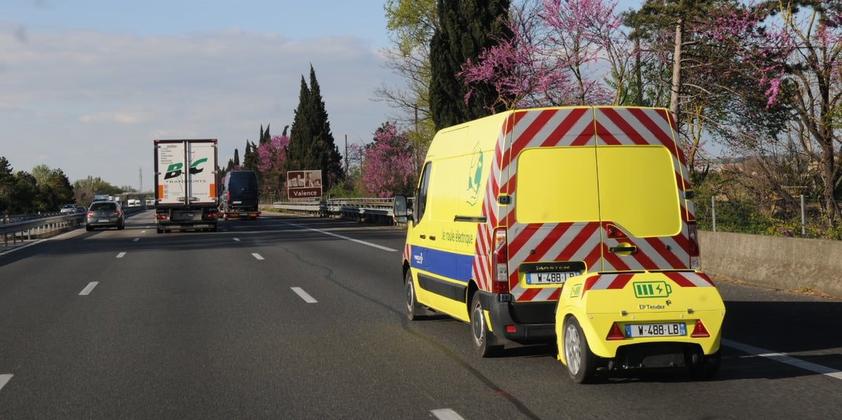 Vinci teste un camion électrique Renaut équipé d'une remorque EP Tender