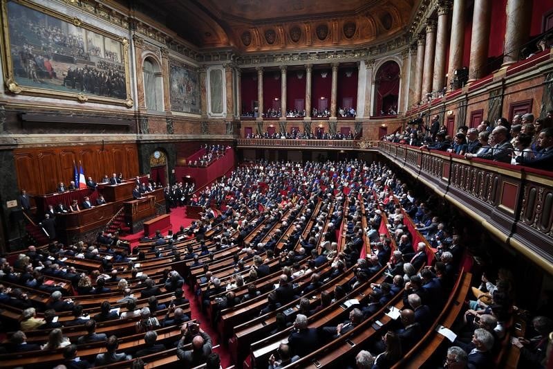L'assemblee vote les textes sur la moralisation