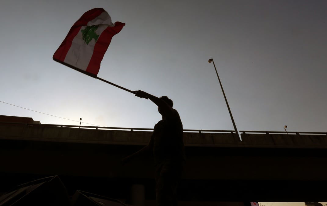Le liban somme par paris et washington de former rapidement un gouvernement credible