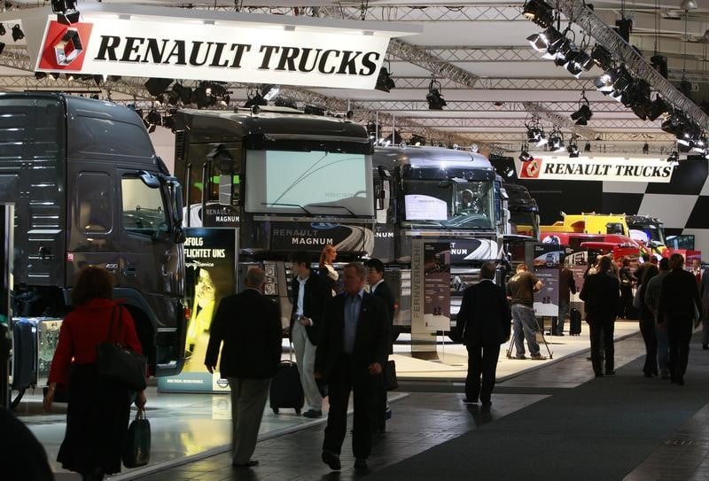 Renault trucks prevoit 512 suppressions de postes