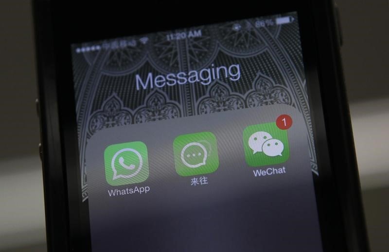 Bruxelles autorise le rachat de WhatsApp par Facebook