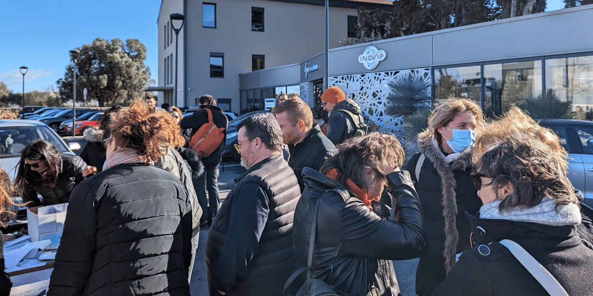 Le 5 mars, les représentants du personnel du groupe montpelliérain spécialisé en biologie médicale Inovie ont rencontré la direction au siège social à Montpellier.