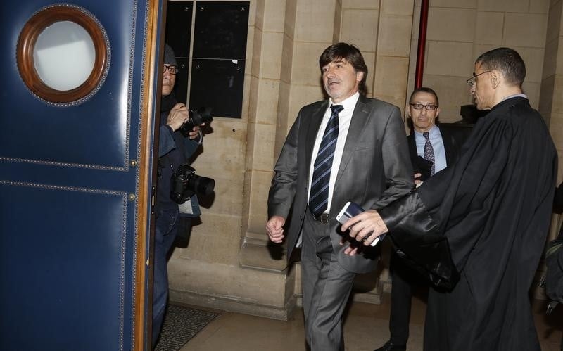 L'ex-star de la police lyonnaise michel neyret devant le tribunal pour corruption