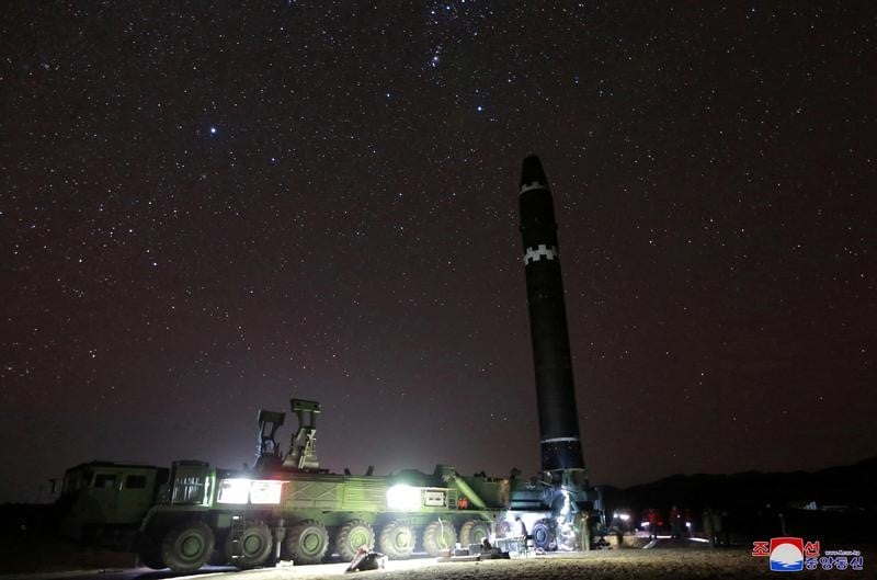 D'apres seoul, le nouveau missile nord-coreen peut voler 13.000 km