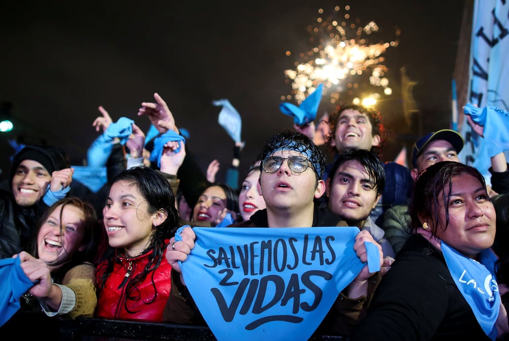 Argentine: le senat vote contre la legalisation de l'avortement